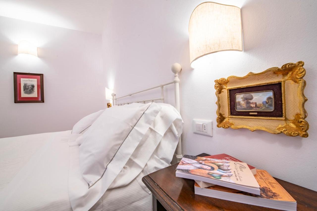 Saint Francis Apartment Assisi Esterno foto